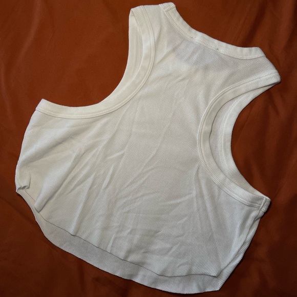 high neck ribbed racerback crop tank - Picture 4 of 4